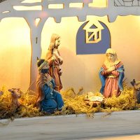 Portal Belén de Navidad con Nacimiento Completo Madera de Olivo de Belén 25  x 30 x 20 cm